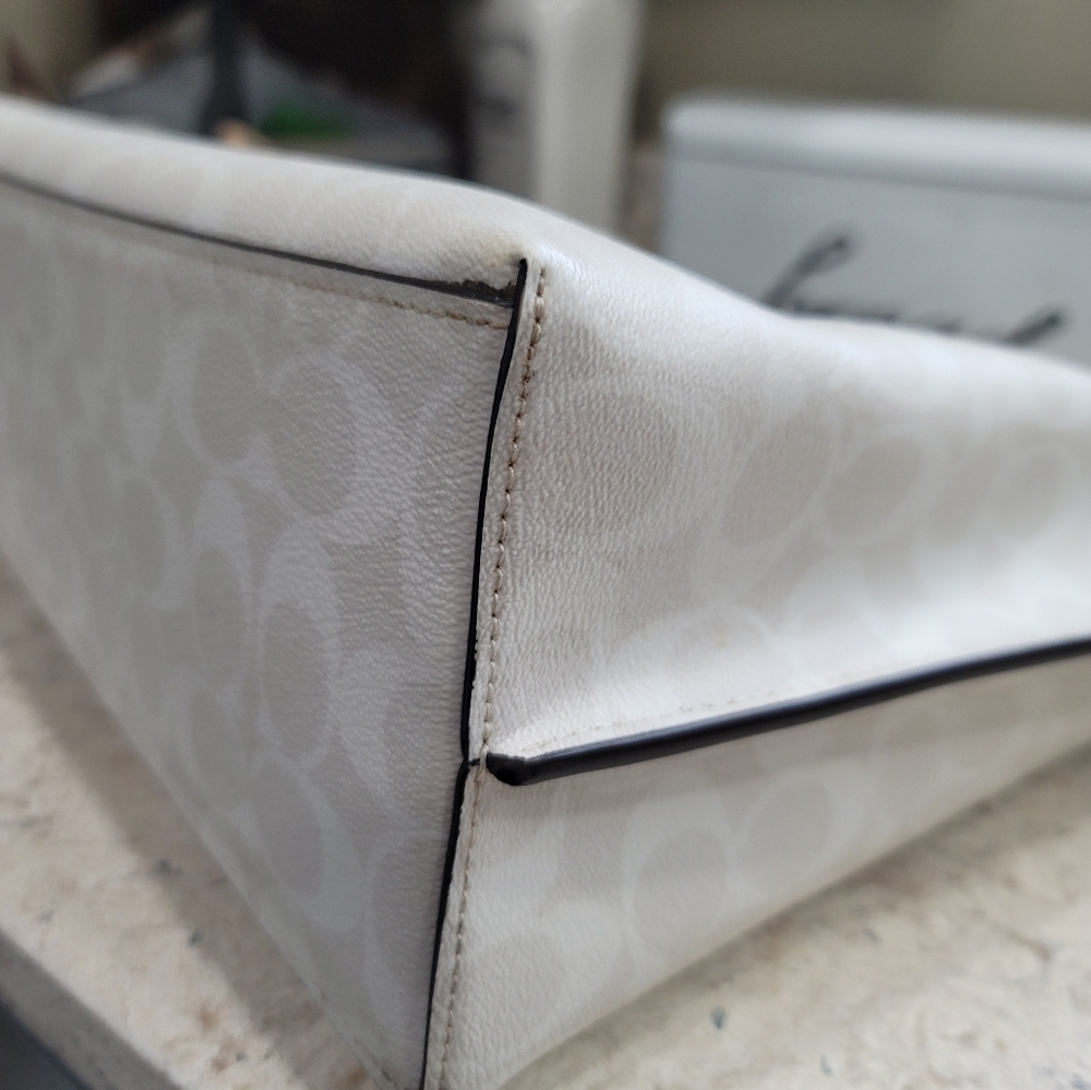 Coach mollie tote - Picture 3 of 6